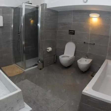 Luxury Loft With Sauna & Jacuzzi Διαμέρισμα *