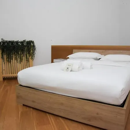 Διαμέρισμα Luxury Loft With Sauna & Jacuzzi *