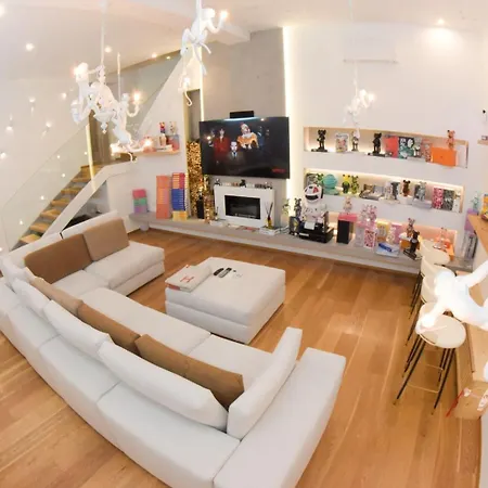 Luxury Loft With Sauna & Jacuzzi Διαμέρισμα Μιλάνο