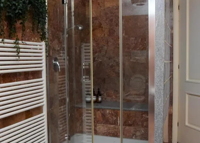Luxury Loft With Sauna & Jacuzzi Apartment *